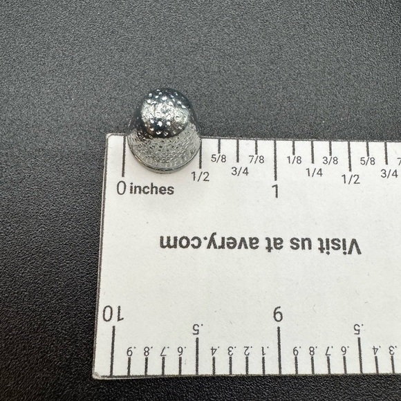 Vintage Monopoly Silver Thimble Replacement Game Piece - Picture 7 of 7